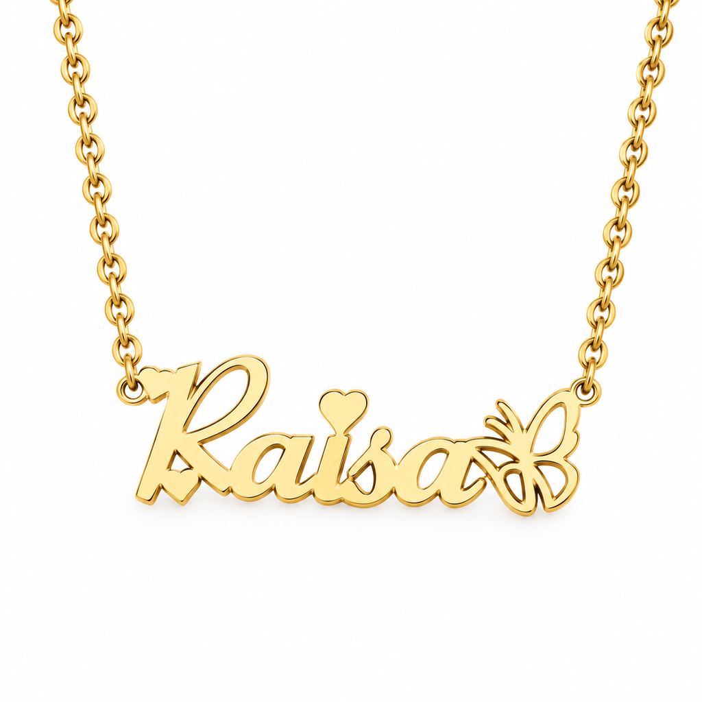 Collier prénom personnalisé fille avec cœur et papillon ajouré – ÉCLOSION doré fond blanc