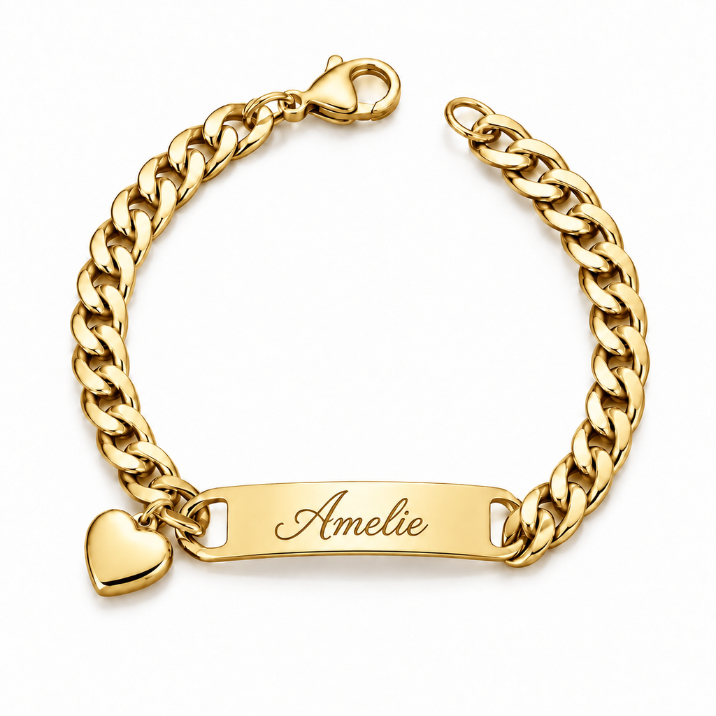 Bracelet CŒUR DE MAMAN doré personnalisé avec prénom Amelie et pendentif cœur fond blanc