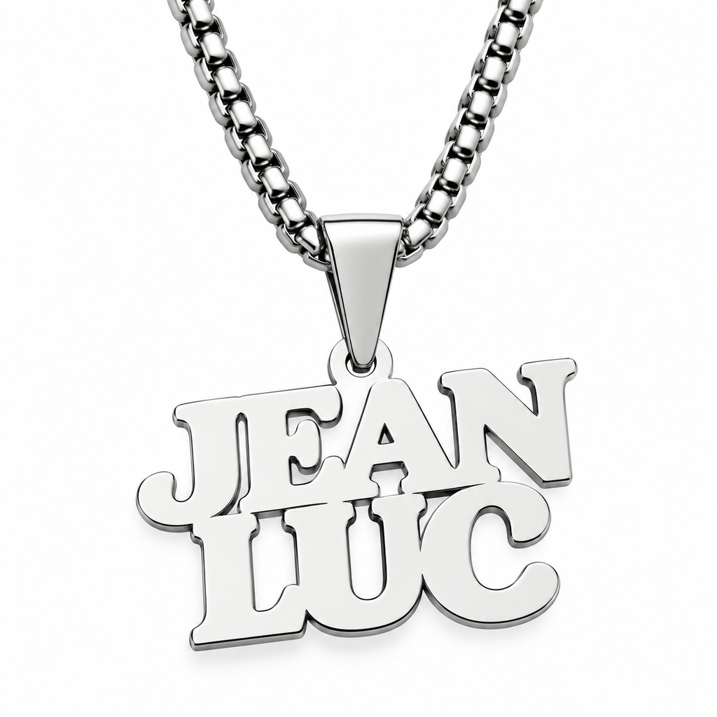 Collier DUO argenté personnalisé avec les prénoms Jean et Luc fond blanc