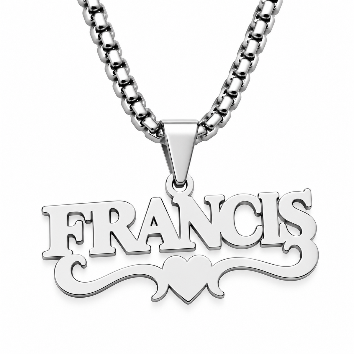 Collier CŒUR argenté personnalisé avec le prénom Francis, motif cœur et arabesque fond blanc