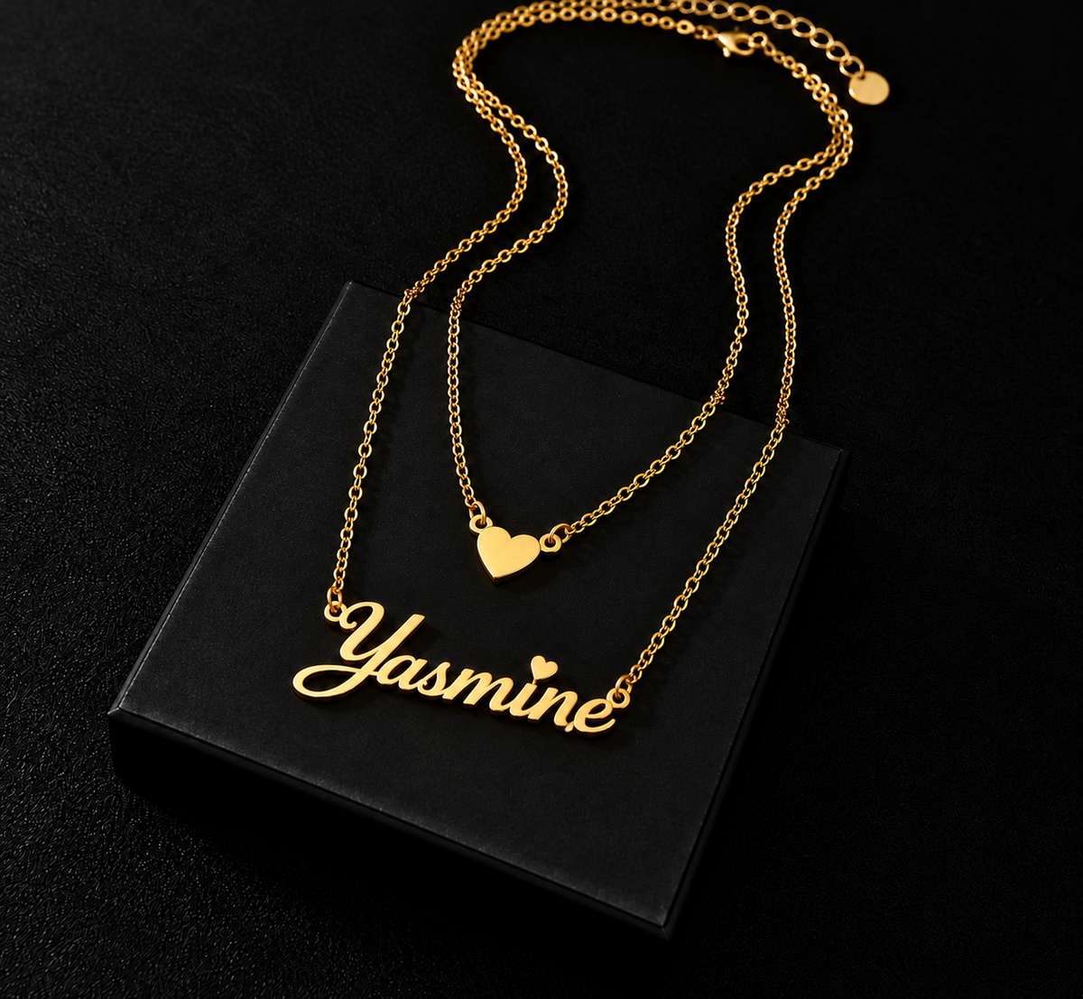 Collier double chaîne TENDRESSE doré personnalisé avec prénom Yasmine et cœur fond noir