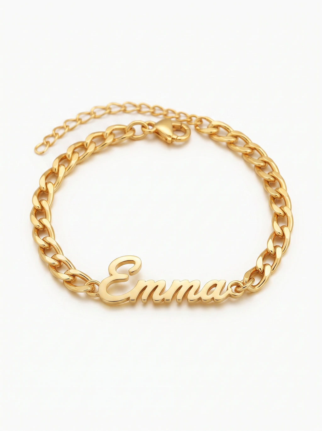 Bracelet prénom personnalisé modèle Emma doré sur fond blanc