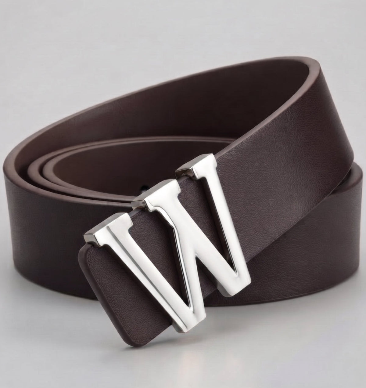 Ceinture ALPHABET chocolat avec boucle initiale W finition argentée