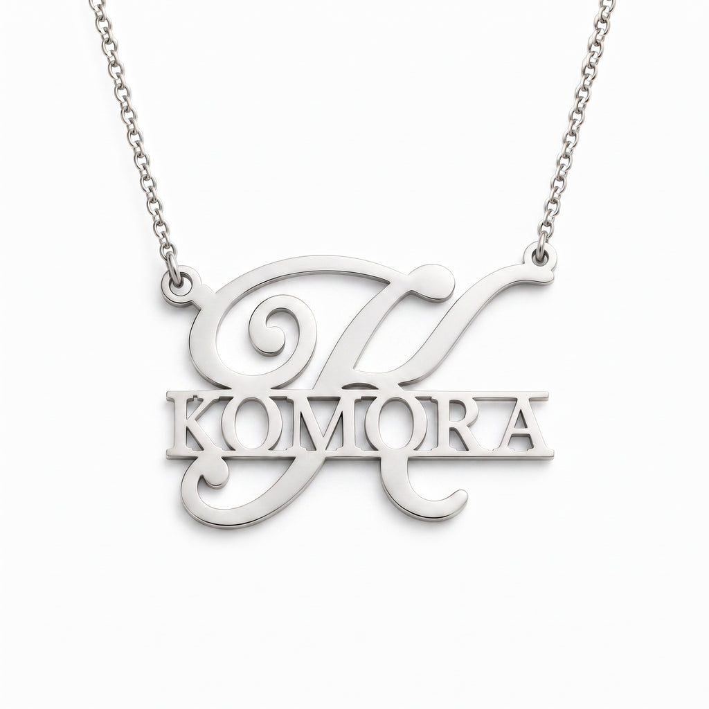 Collier initiale et prénom personnalisé KOMORA Argenté