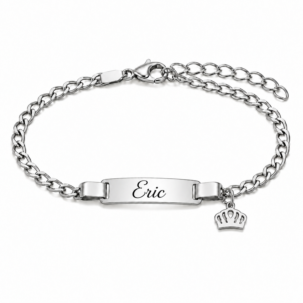 Bracelet argenté fond blanc couronne