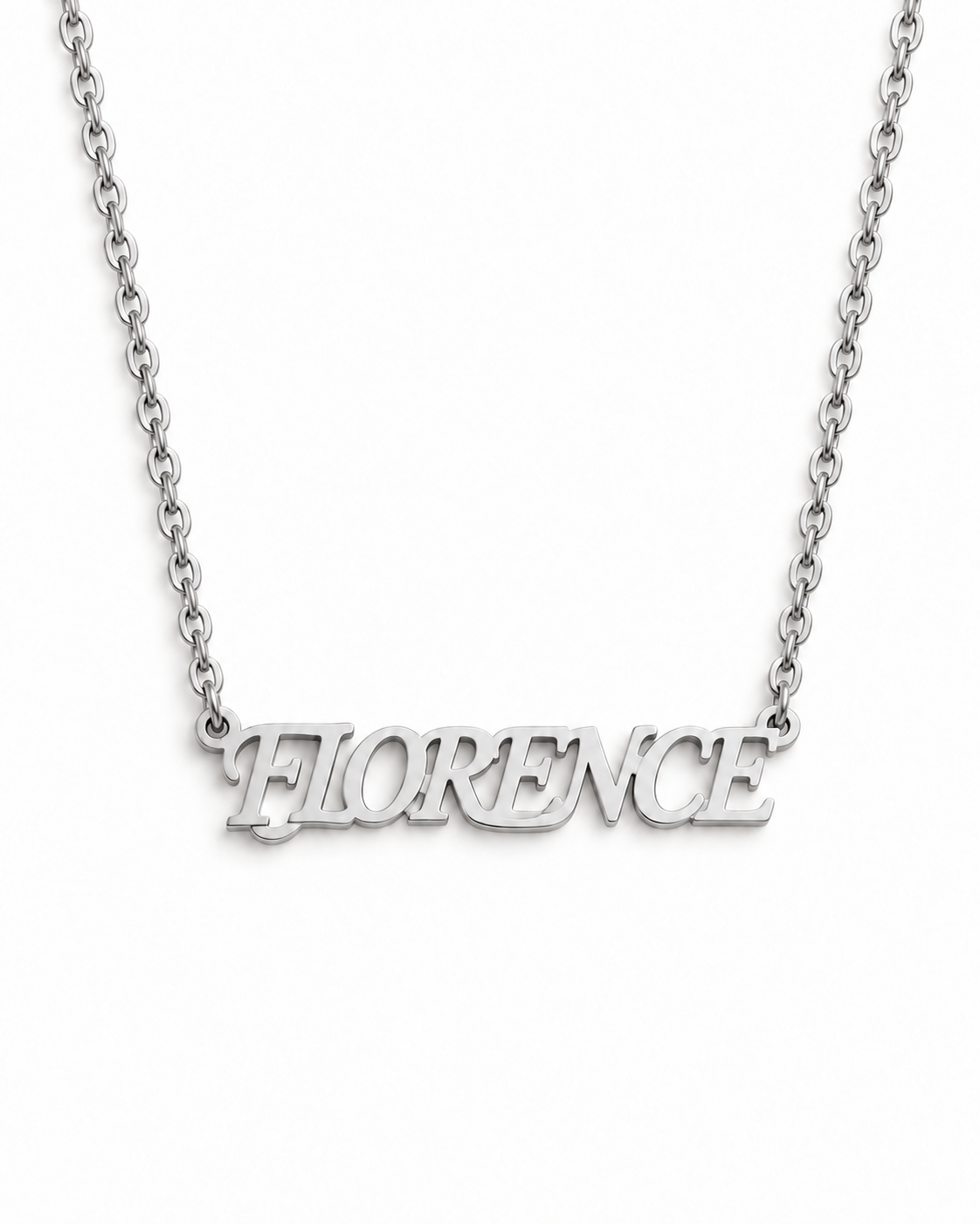 Collier PRÉSENCE argenté personnalisé avec prénom FLORENCE en lettres majuscules fond  blanc