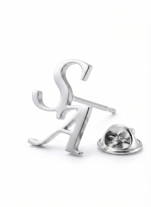 Pin’s ALLURE argenté personnalisé avec prénom sur fond blanc